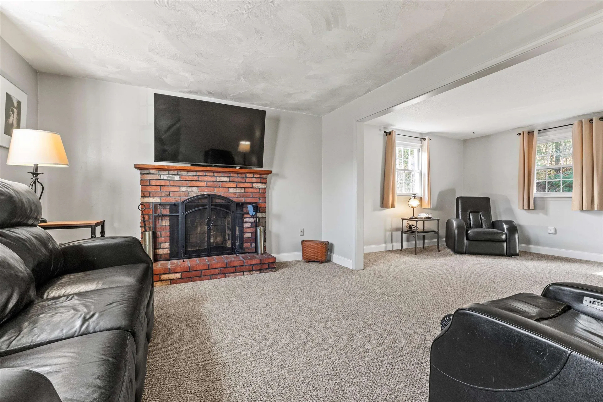 24 Deerwood Drive Amherst NH 03031