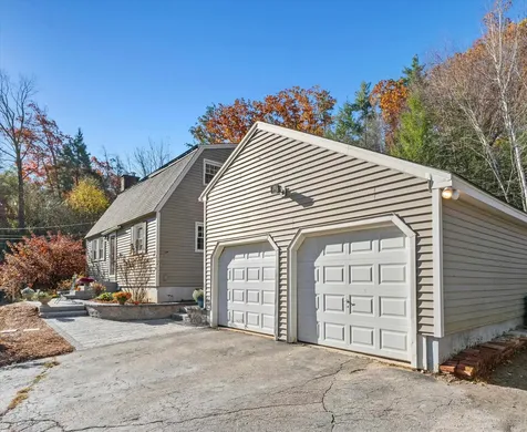 24 Deerwood Drive Amherst NH 03031