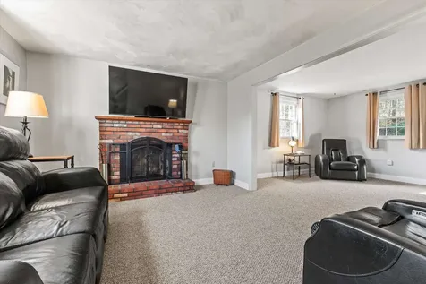 24 Deerwood Drive Amherst NH 03031