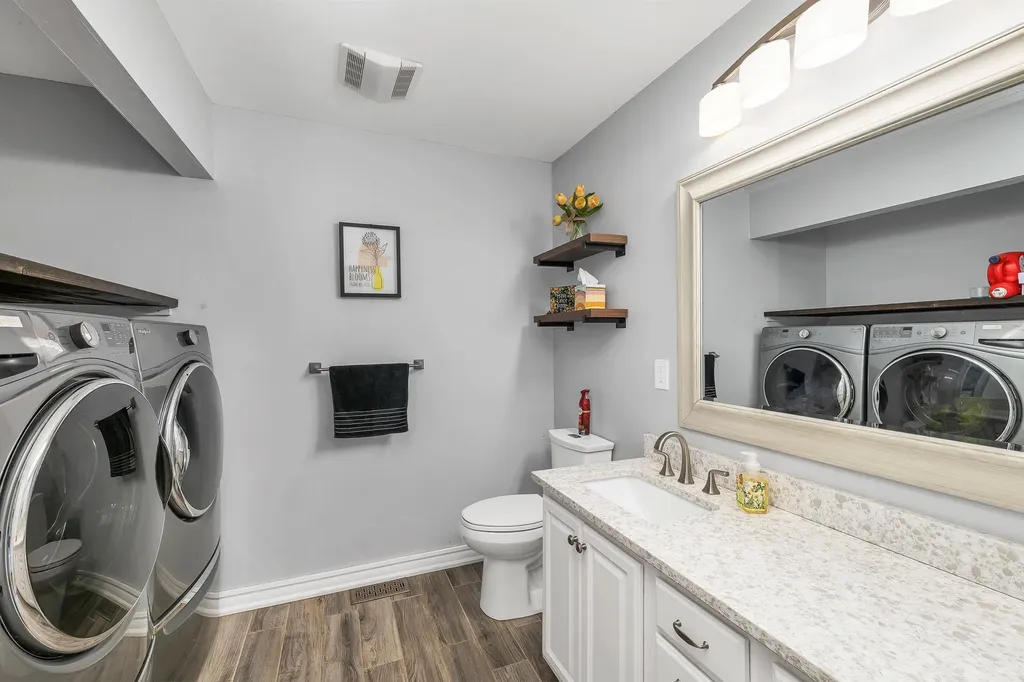 31 B Shadowbrook Drive Hudson NH 03051