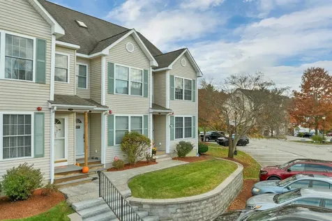 31 B Shadowbrook Drive Hudson NH 03051