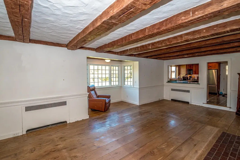 49 Deer Hill Road Tamworth NH 03817