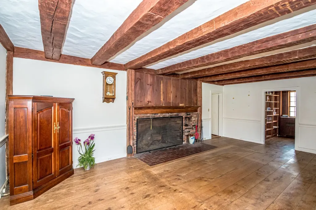 49 Deer Hill Road Tamworth NH 03817