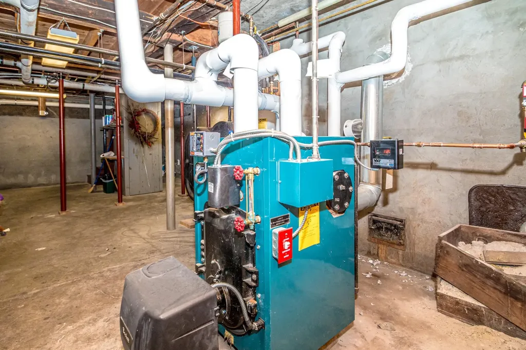 49 Deer Hill Road Tamworth NH 03817