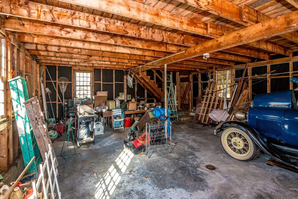 49 Deer Hill Road Tamworth NH 03817