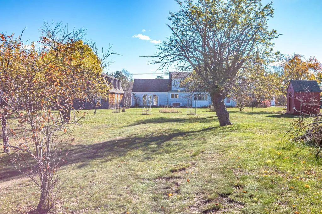 49 Deer Hill Road Tamworth NH 03817