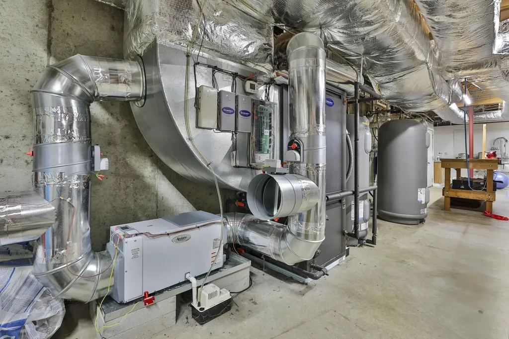 80 Wendover Way Bedford NH 03110