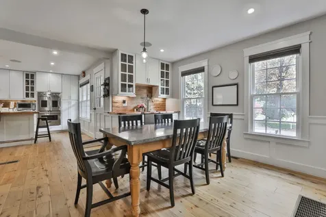 80 Wendover Way Bedford NH 03110