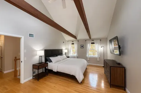 80 Wendover Way Bedford NH 03110