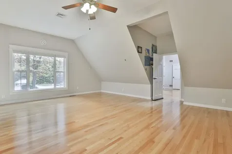 80 Wendover Way Bedford NH 03110