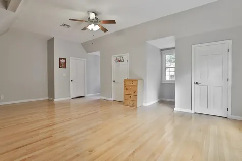 80 Wendover Way Bedford NH 03110