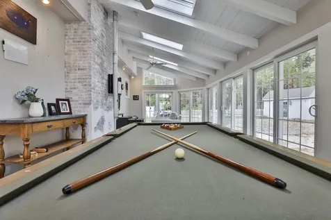 80 Wendover Way Bedford NH 03110