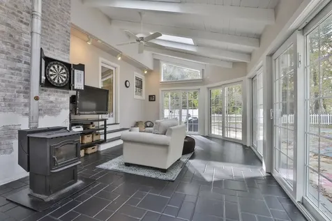 80 Wendover Way Bedford NH 03110