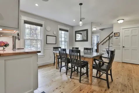 80 Wendover Way Bedford NH 03110