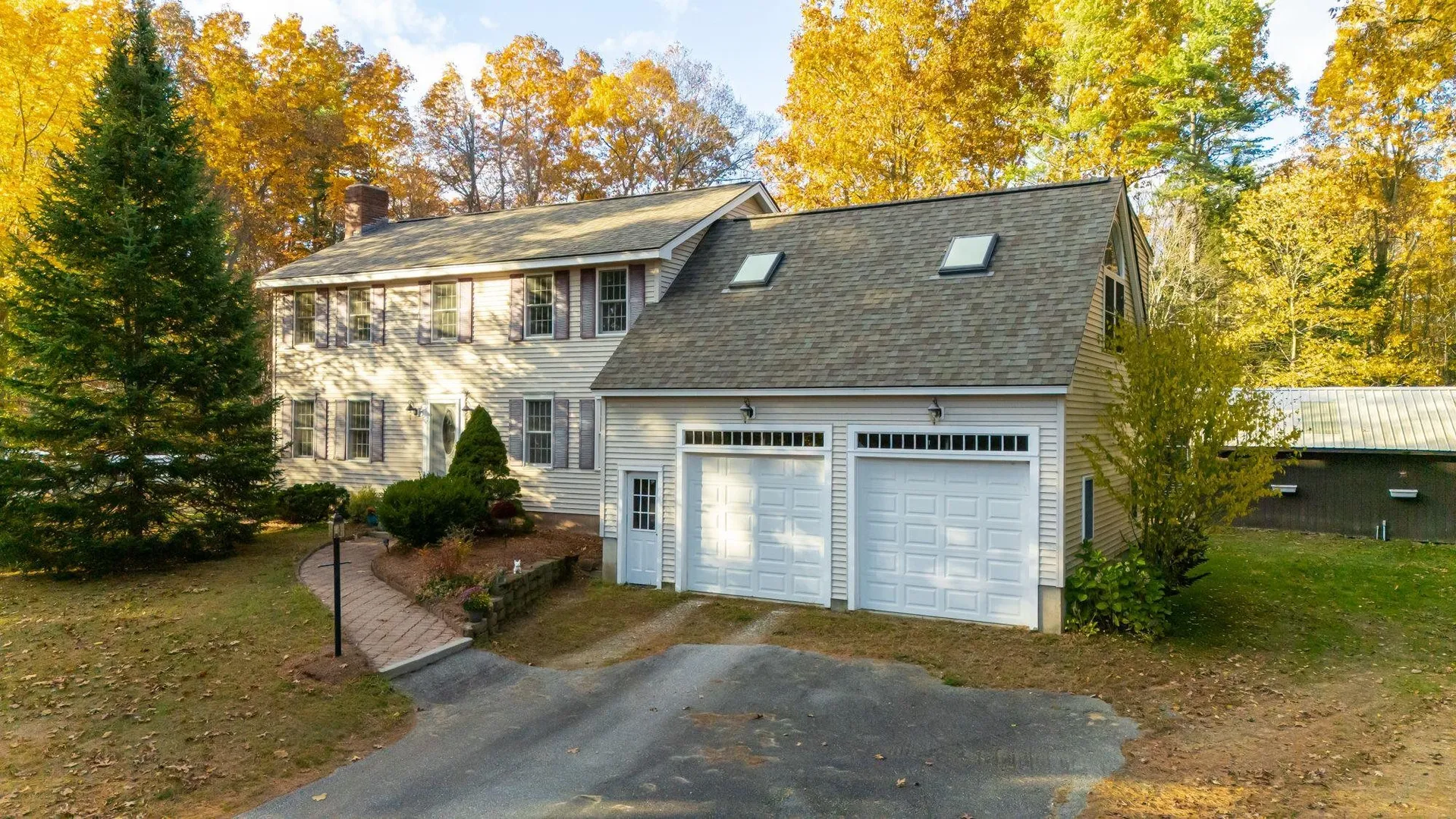 27 Arabian Way Chester NH 03036