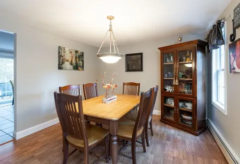 27 Arabian Way Chester NH 03036