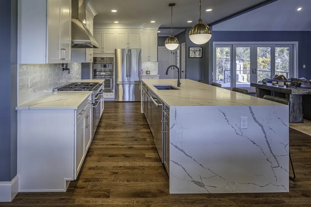 6 Shipwright Way Newington NH 03801