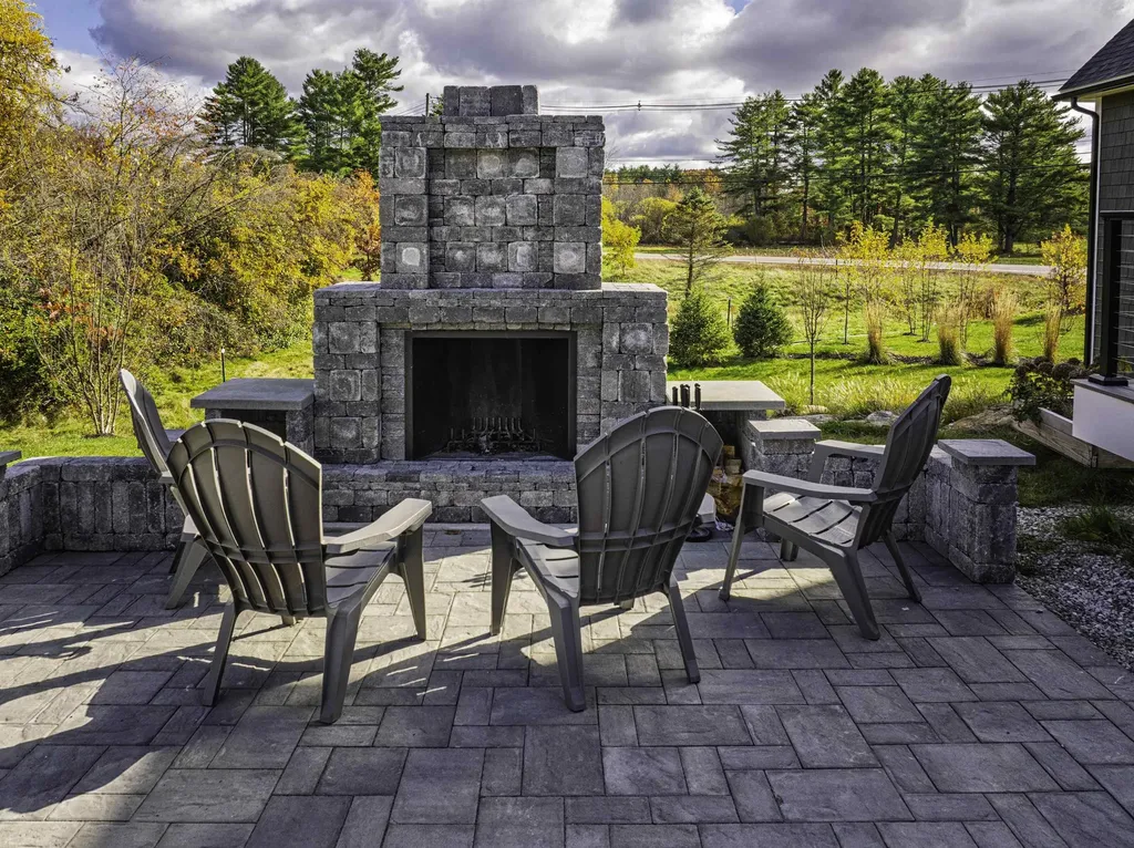 6 Shipwright Way Newington NH 03801