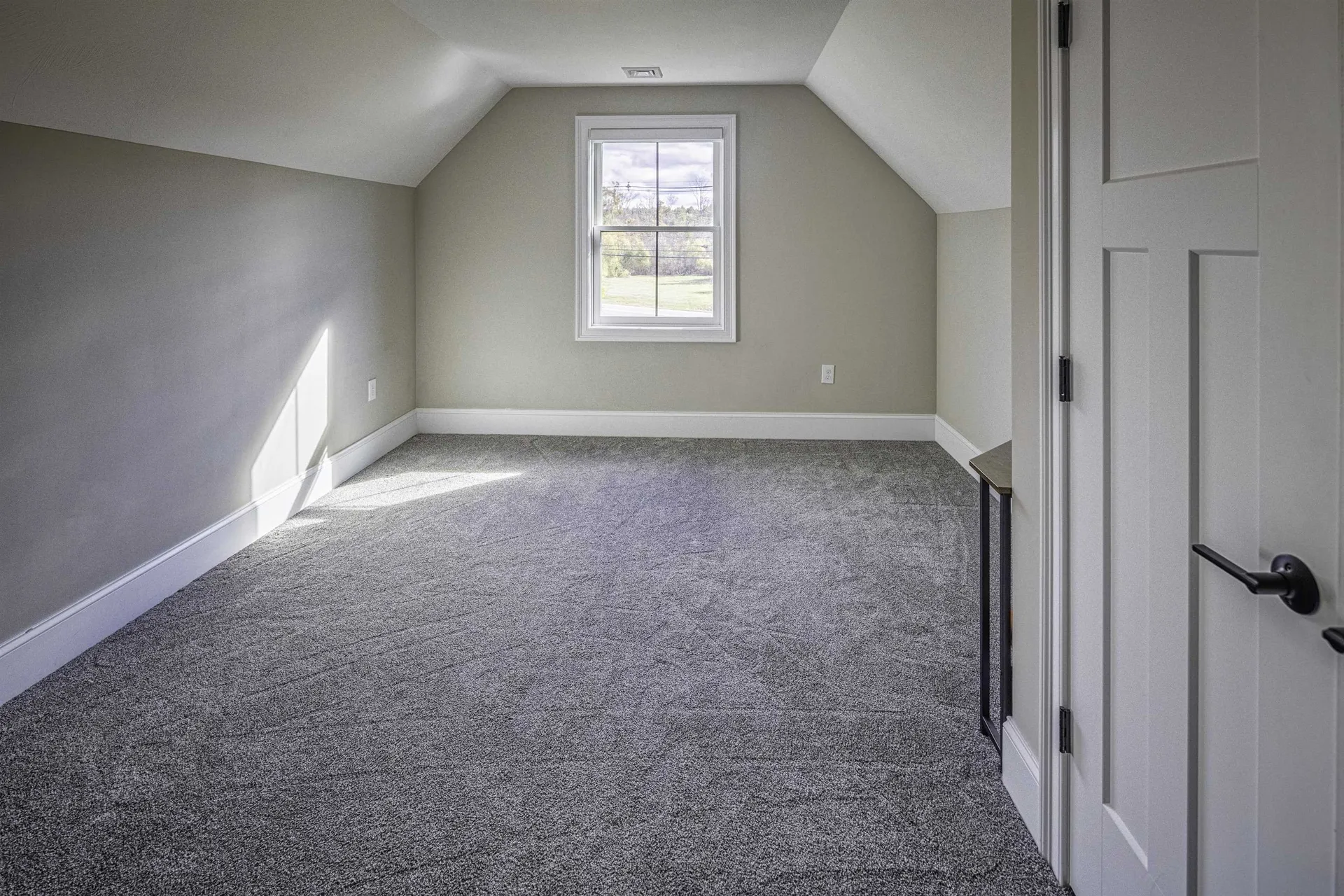 6 Shipwright Way Newington NH 03801