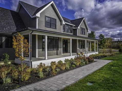 6 Shipwright Way Newington NH 03801