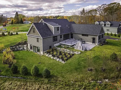 6 Shipwright Way Newington NH 03801