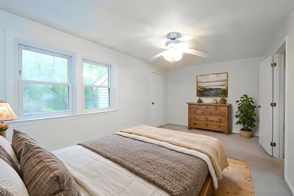 31L South Avenue Derry NH 03038