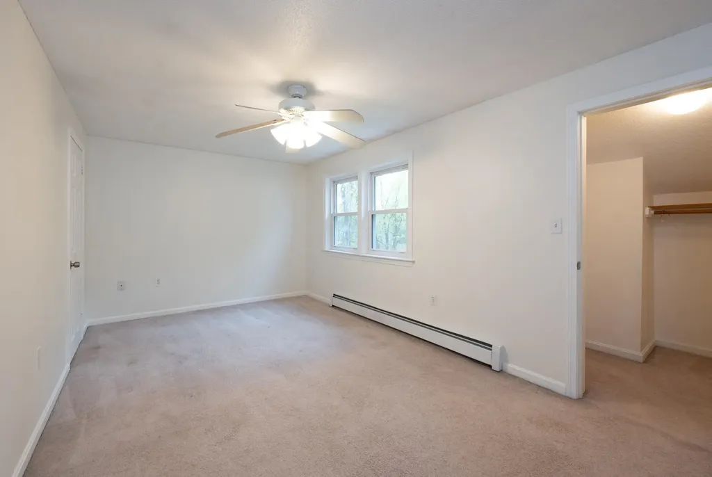 31L South Avenue Derry NH 03038