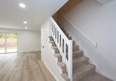 31L South Avenue Derry NH 03038