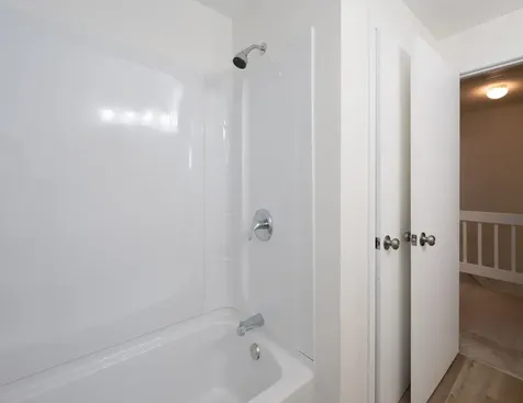 31L South Avenue Derry NH 03038