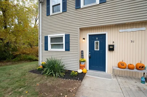 31L South Avenue Derry NH 03038