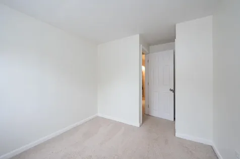 31L South Avenue Derry NH 03038