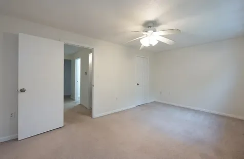 31L South Avenue Derry NH 03038