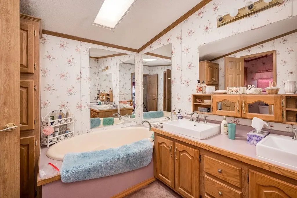 16 Nashoba Drive Rochester NH 03867