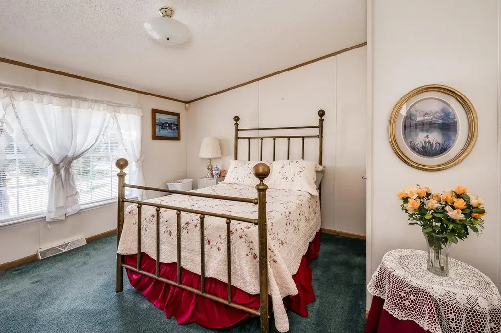 16 Nashoba Drive Rochester NH 03867