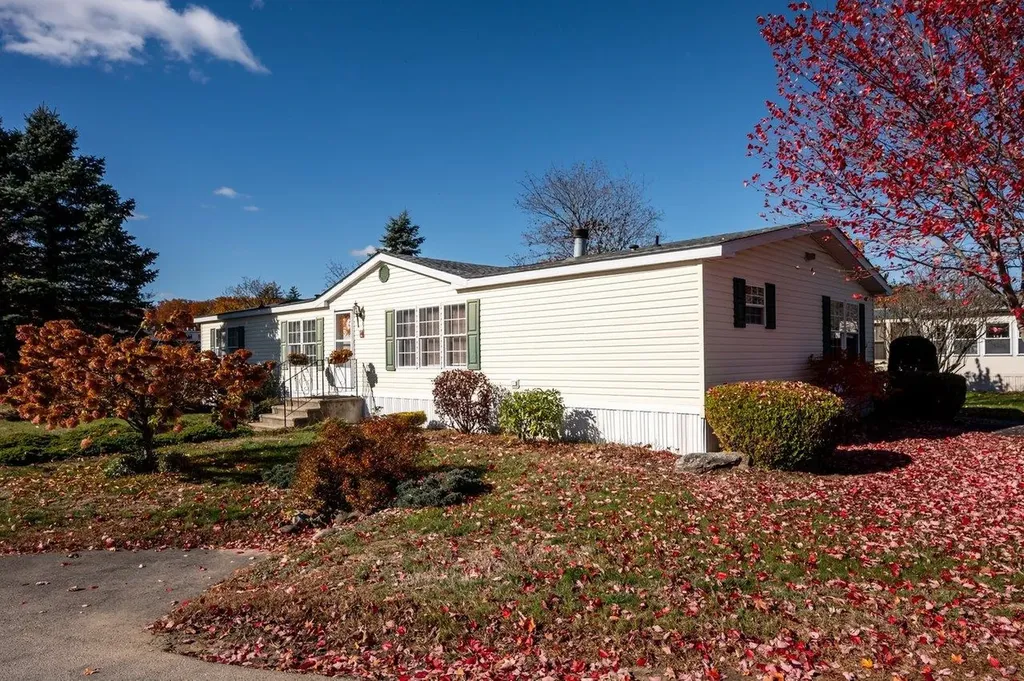 16 Nashoba Drive Rochester NH 03867