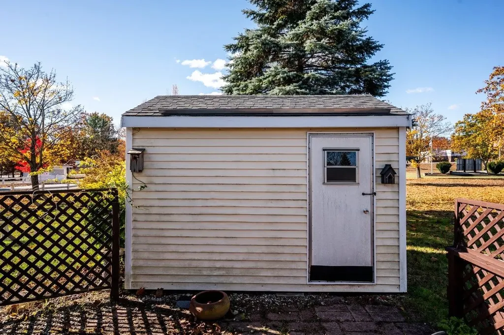 16 Nashoba Drive Rochester NH 03867