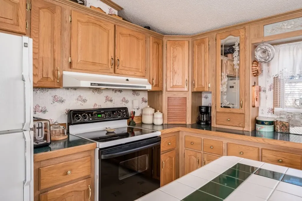 16 Nashoba Drive Rochester NH 03867