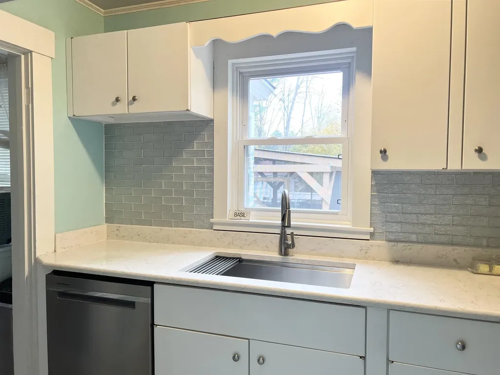 35 Woodland Street Claremont NH 03743