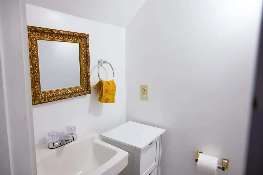 35 Woodland Street Claremont NH 03743