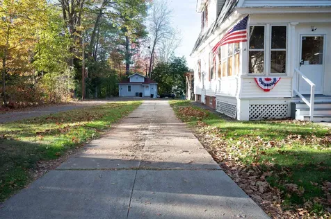 35 Woodland Street Claremont NH 03743