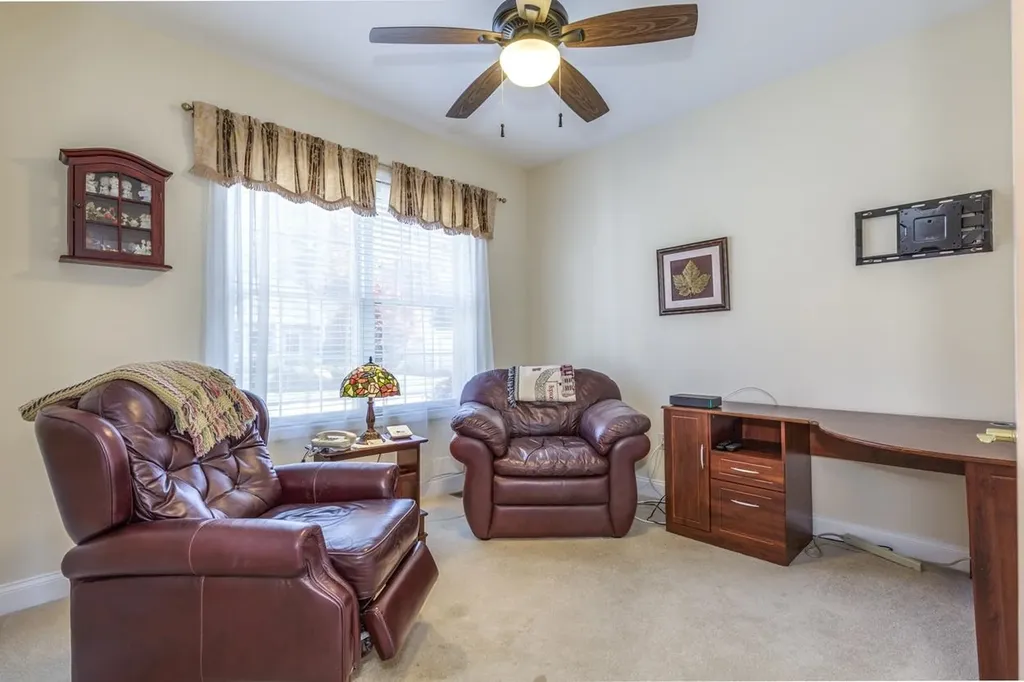 12 Morrison Drive Londonderry NH 03053