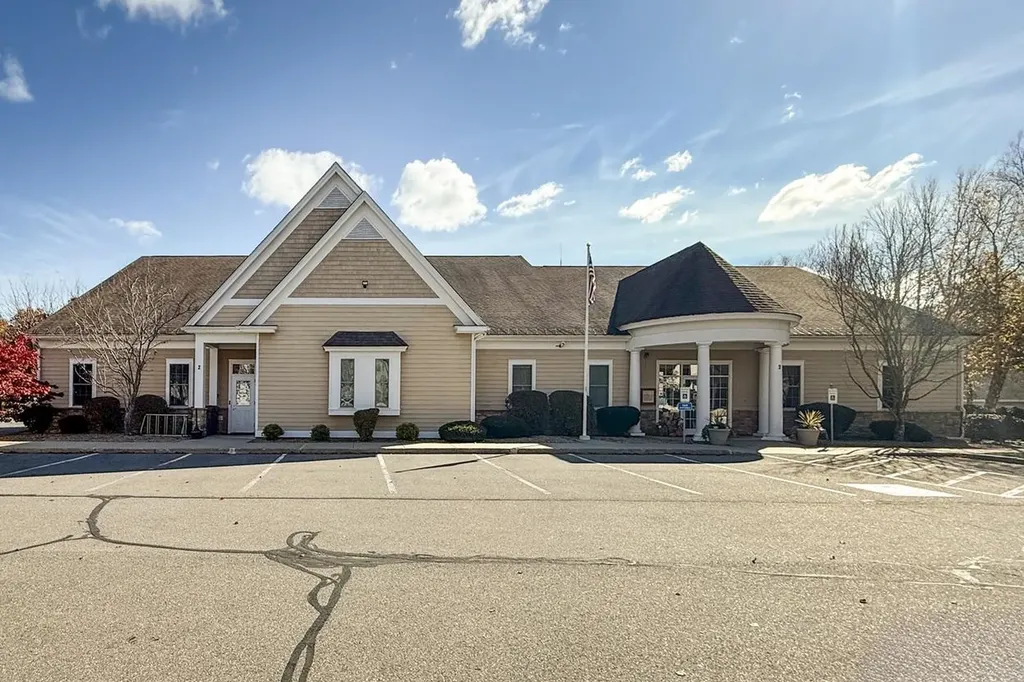 12 Morrison Drive Londonderry NH 03053