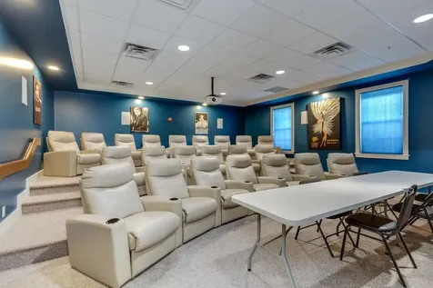 12 Morrison Drive Londonderry NH 03053