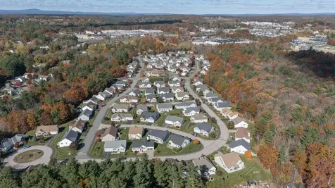 12 Morrison Drive Londonderry NH 03053