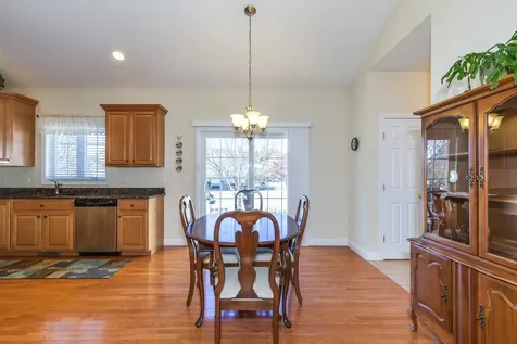 12 Morrison Drive Londonderry NH 03053