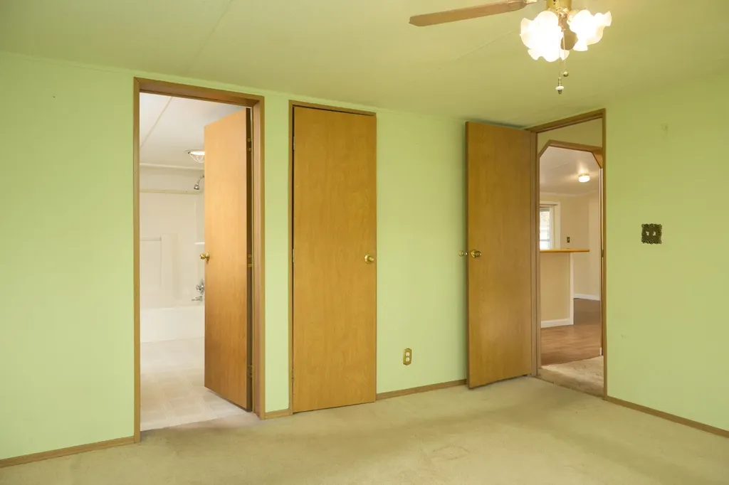 45 Oak Drive North Hampton NH 03862