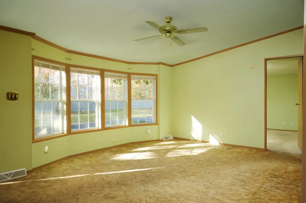 45 Oak Drive North Hampton NH 03862