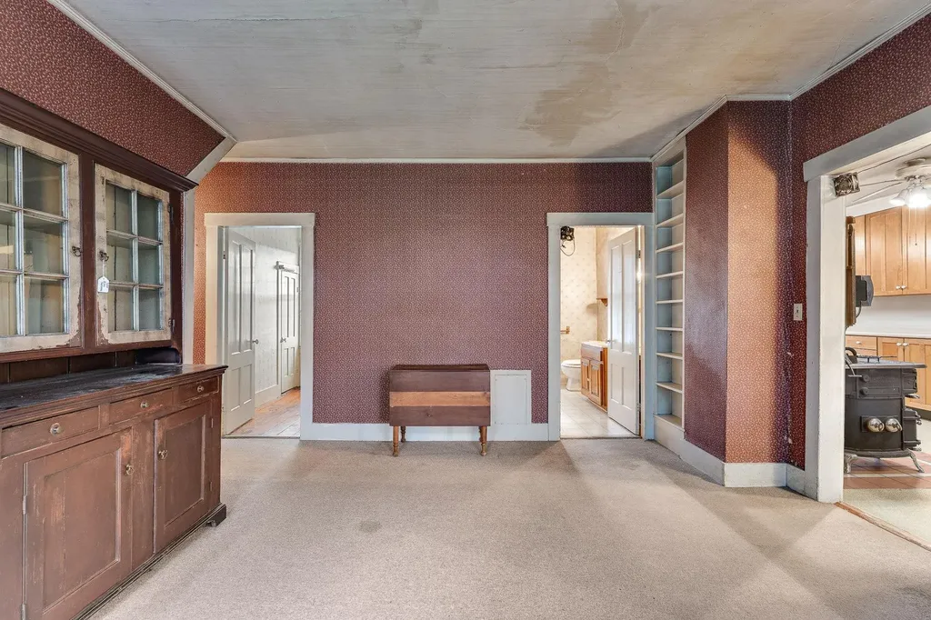 1476 West County Road Calais VT 05648