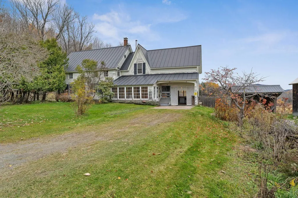 1476 West County Road Calais VT 05648