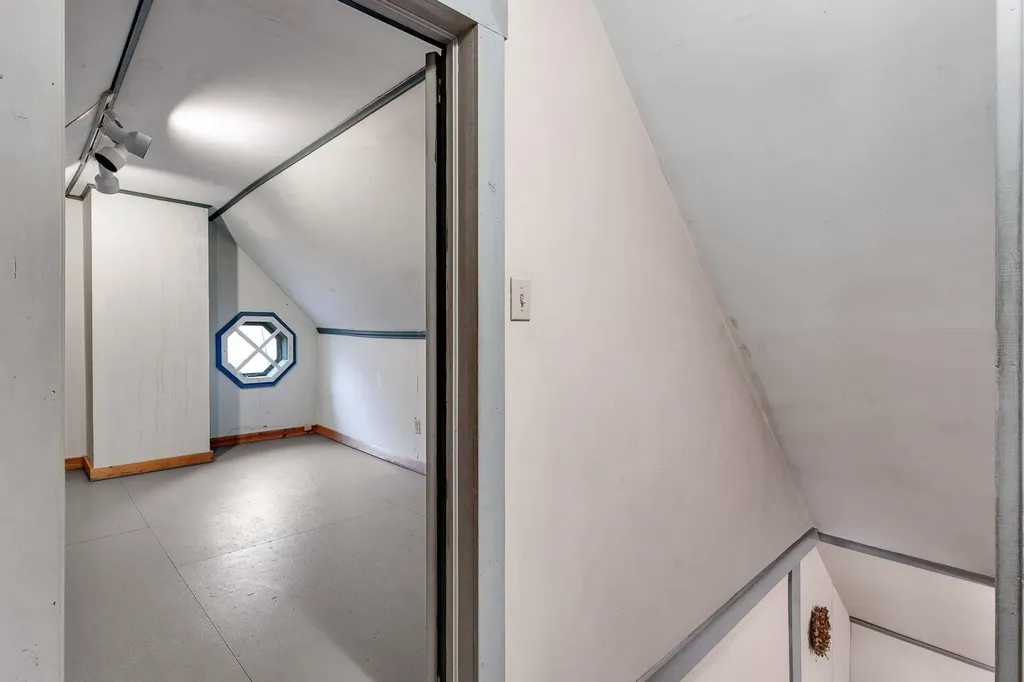 1476 West County Road Calais VT 05648